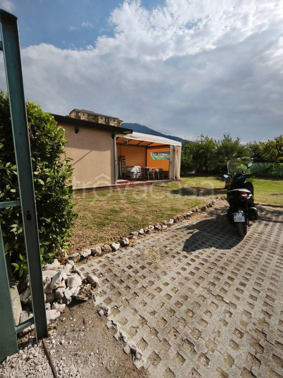 appartamento in affitto a Castellammare di Stabia in zona Pioppaino