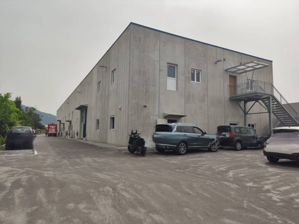 ufficio in affitto a Castello di Cisterna