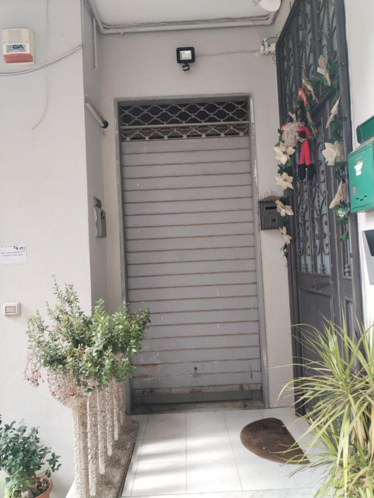 negozio in affitto a Castello di Cisterna