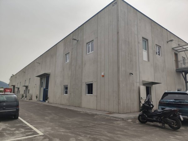 ufficio in affitto a Castello di Cisterna