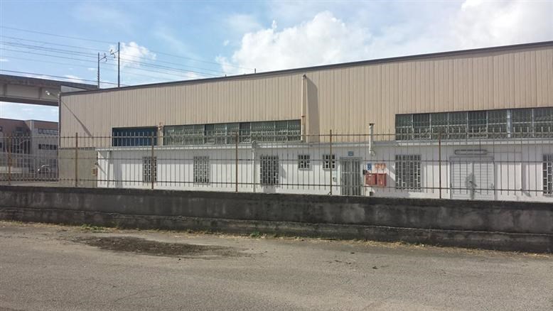 negozio in affitto a Castello di Cisterna