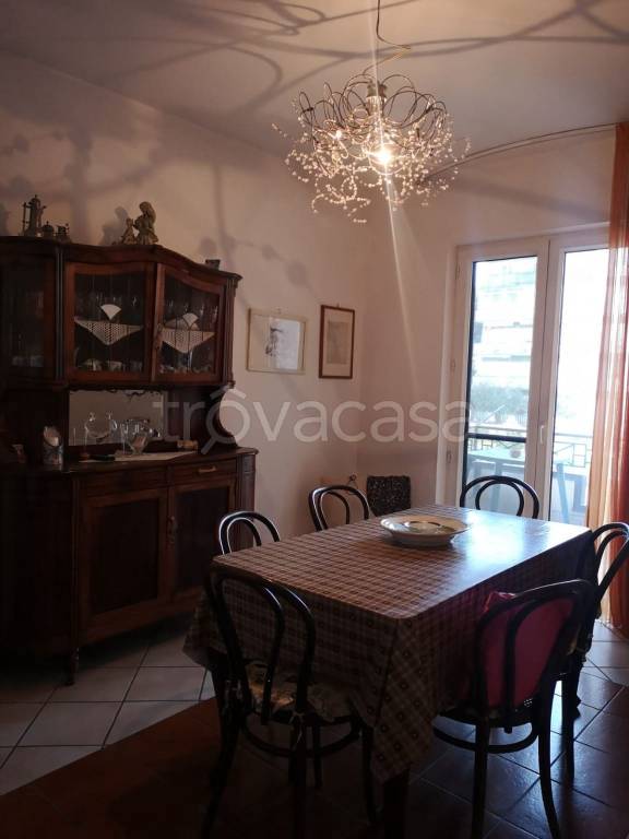 appartamento in affitto a Castello di Cisterna