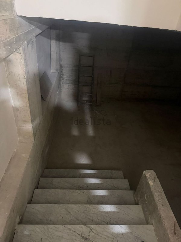 locale commerciale in affitto a Castello di Cisterna