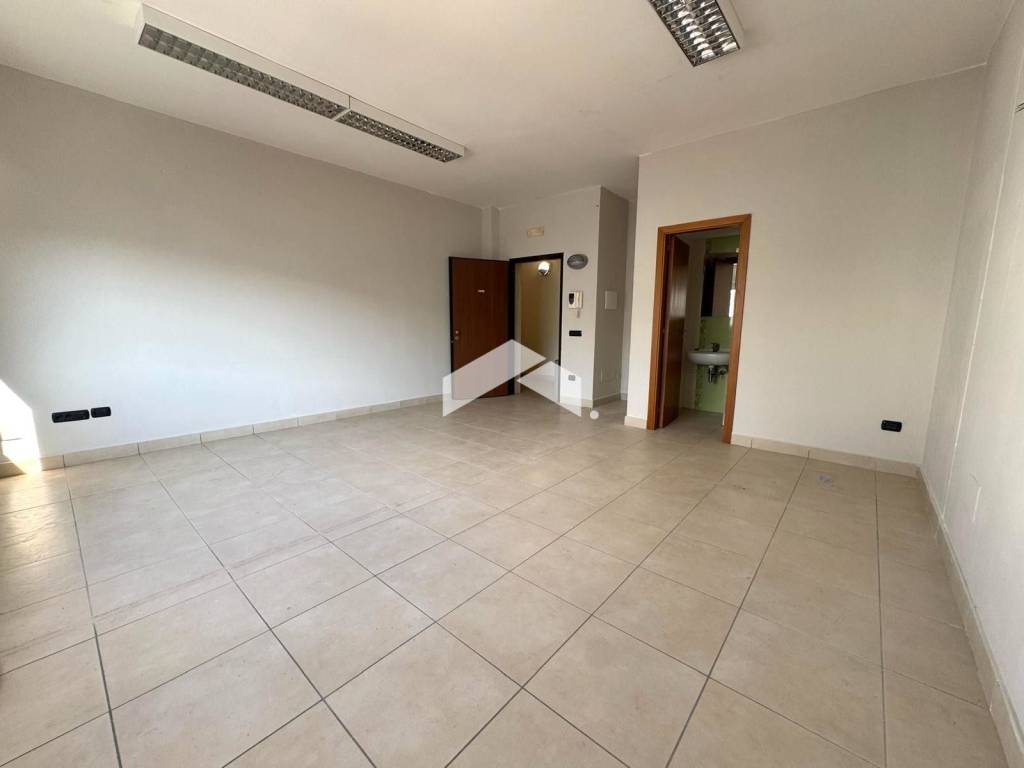 ufficio in affitto a Cercola