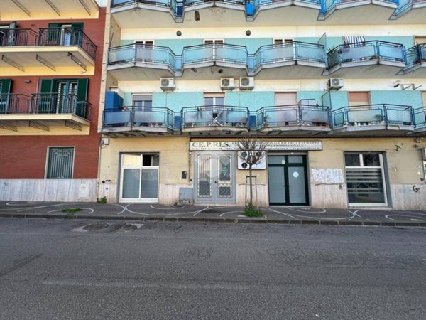 negozio in affitto a Cercola