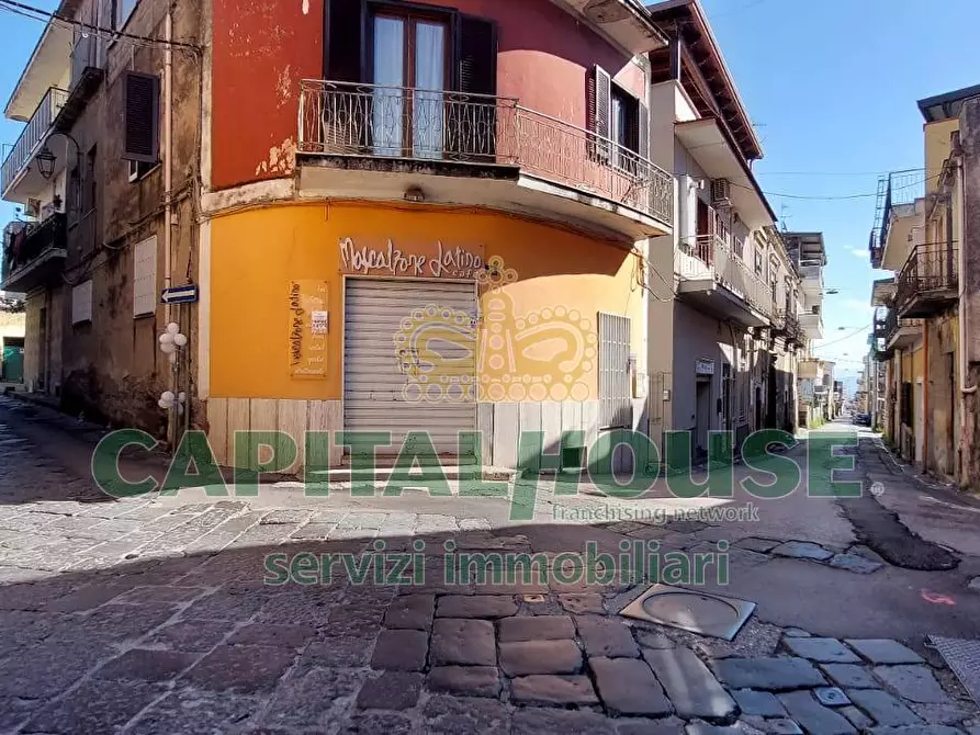 locale commerciale in affitto a Cercola