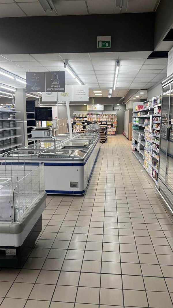 negozio in affitto a Cercola