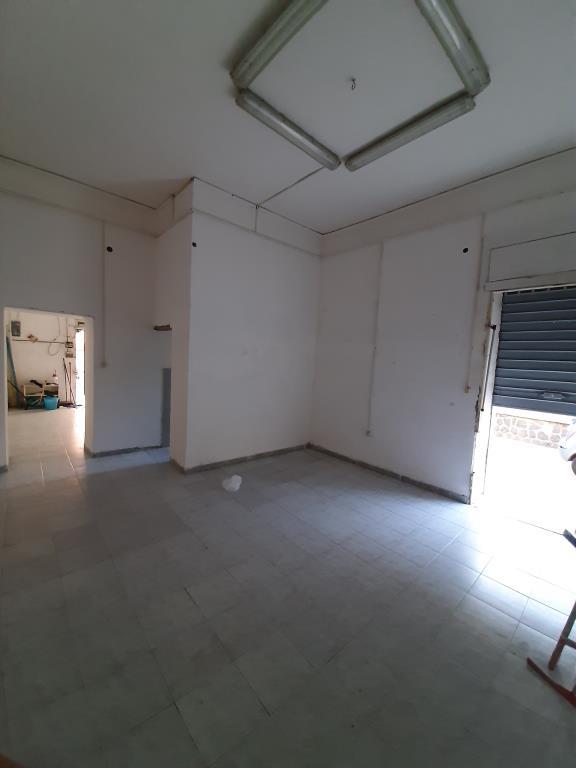 locale commerciale in affitto a Cercola