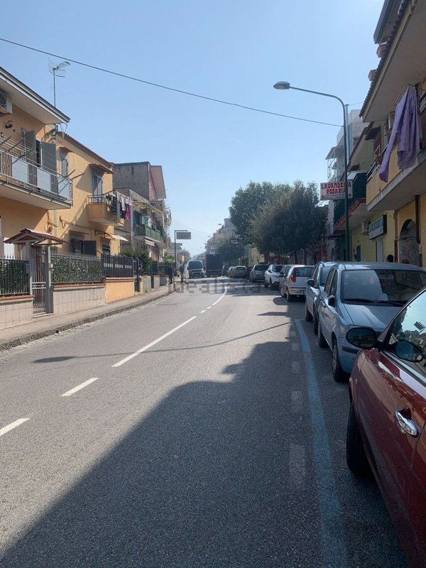 locale commerciale in affitto a Cercola