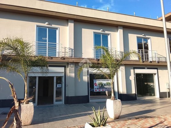 locale commerciale in affitto a Cercola