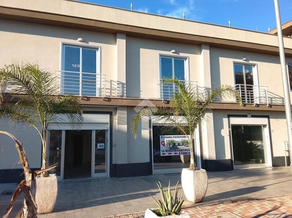 negozio in affitto a Cercola