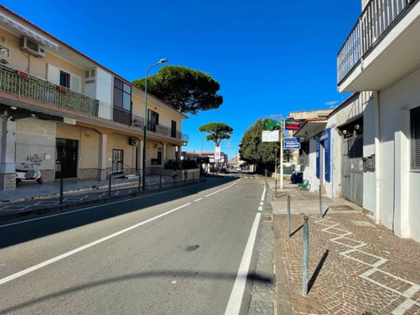 negozio in affitto a Cercola