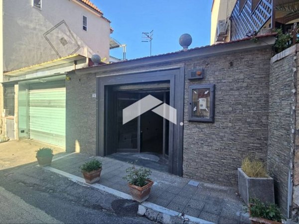 negozio in affitto a Cercola