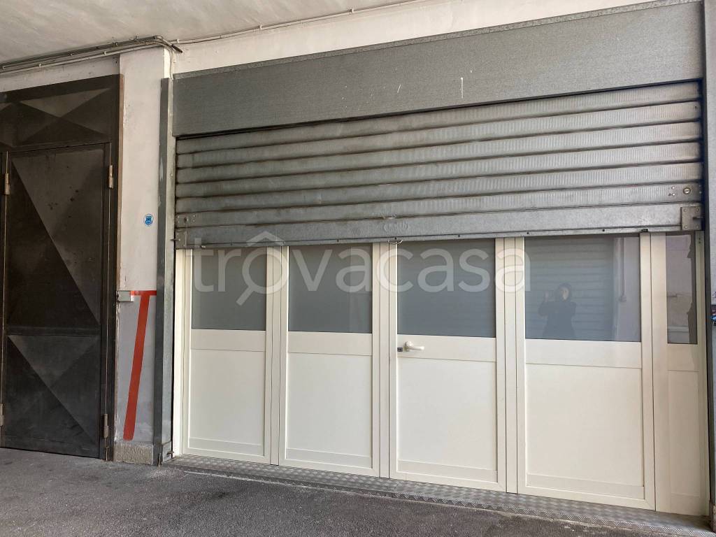 locale commerciale in affitto a Cercola in zona Caravita