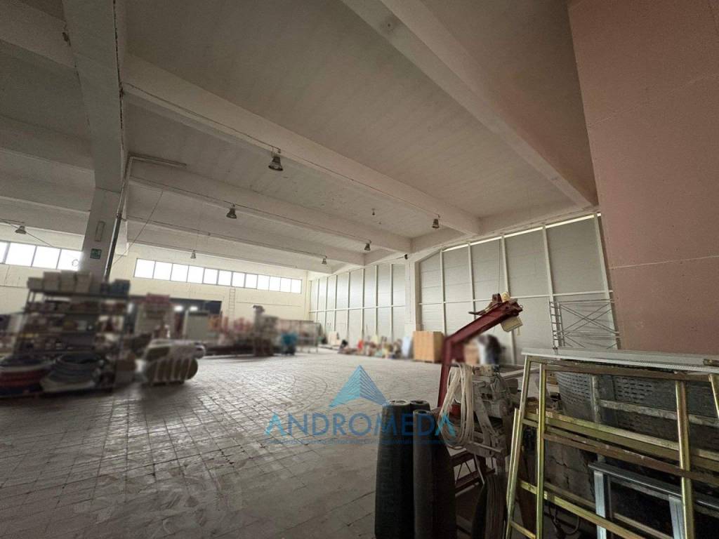 capannone in affitto a Cercola