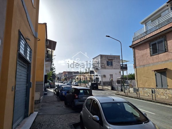 locale commerciale in affitto a Cercola