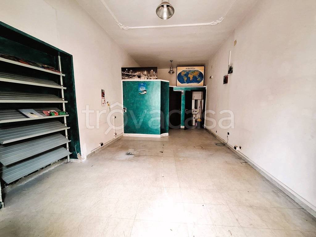 negozio in affitto a Cercola