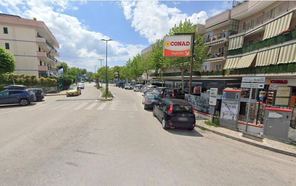 locale commerciale in affitto a Cercola in zona Caravita