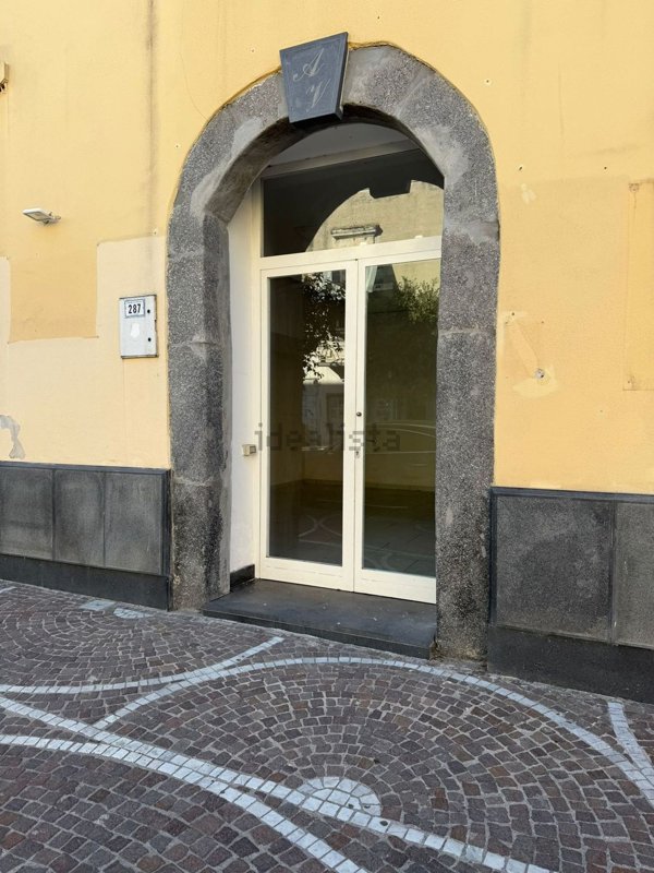 locale commerciale in affitto a Cercola