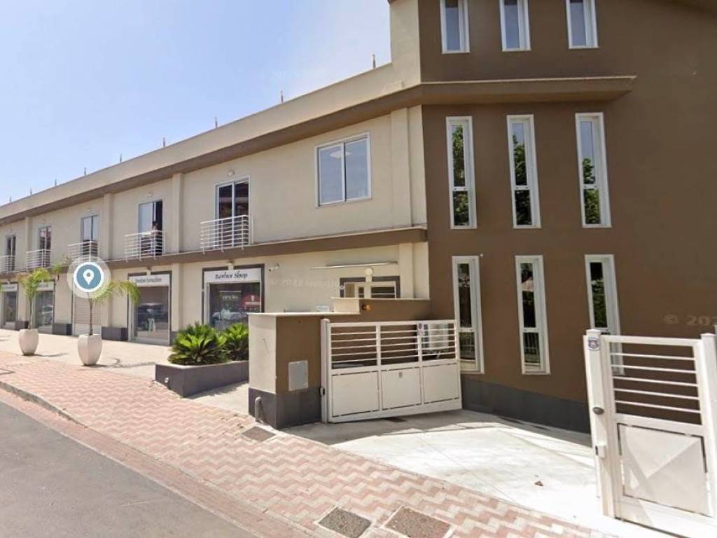 locale commerciale in affitto a Cercola in zona Caravita