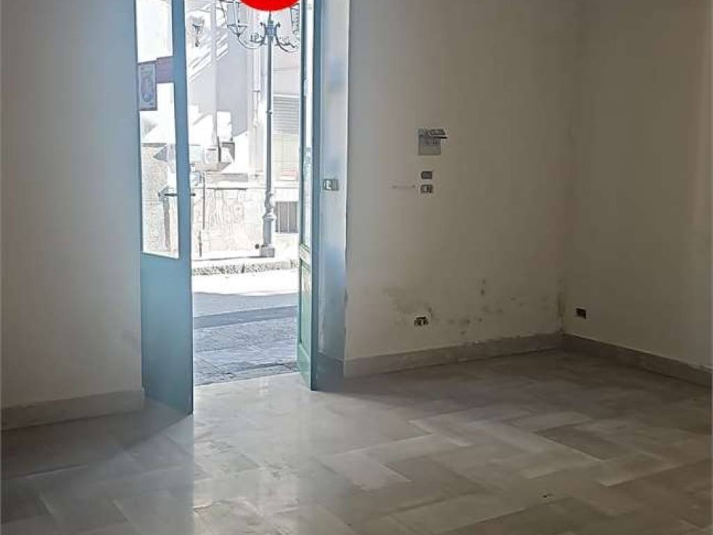 negozio in affitto a Cicciano