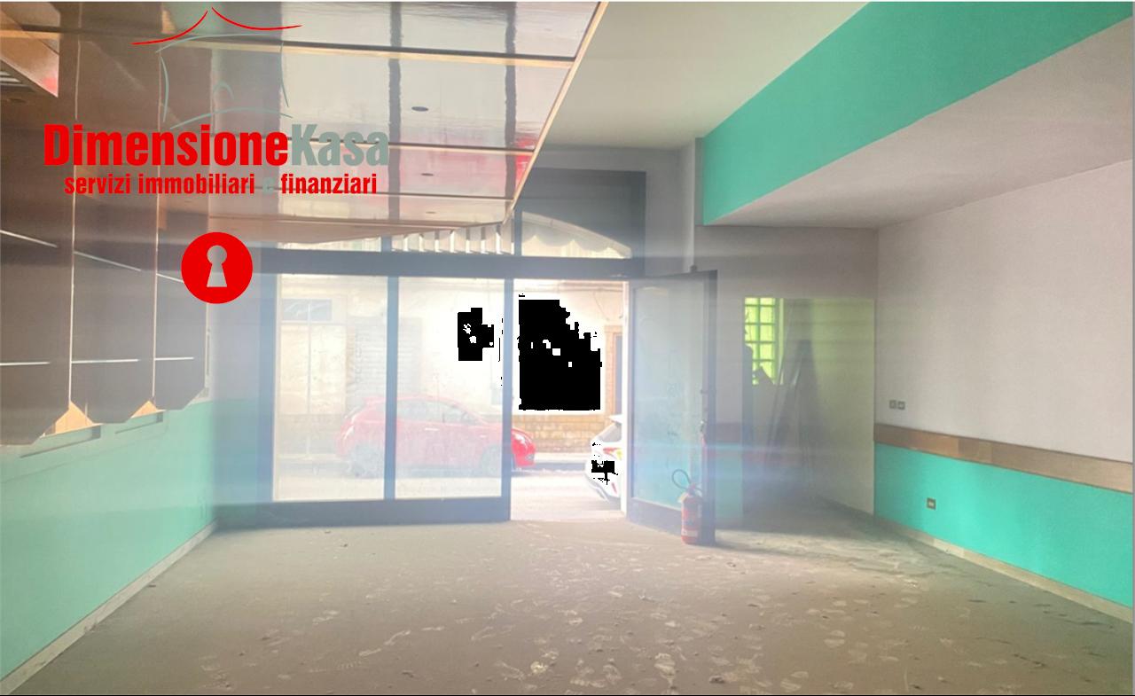 locale commerciale in affitto a Cimitile