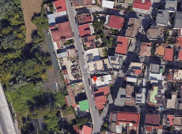 negozio in affitto a Crispano