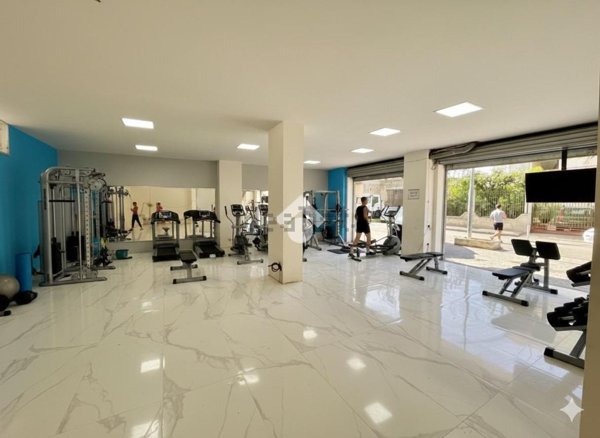 negozio in affitto a Crispano