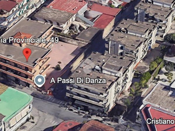 negozio in affitto a Crispano