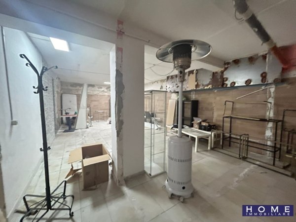 locale commerciale in affitto a Frattamaggiore