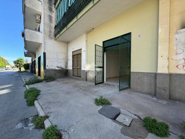 negozio in affitto a Frattamaggiore