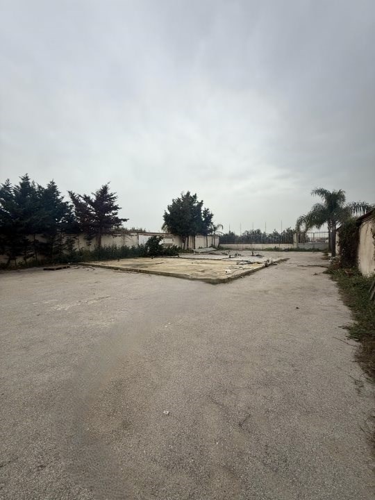 locale di sgombero in affitto a Frattamaggiore