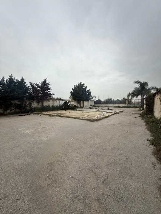 locale di sgombero in affitto a Frattamaggiore