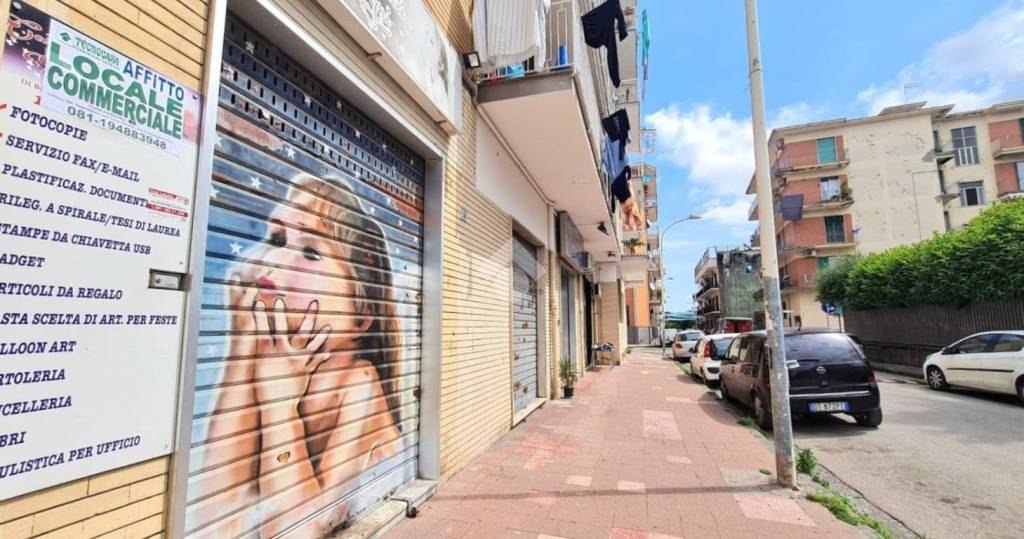 negozio in affitto a Frattamaggiore