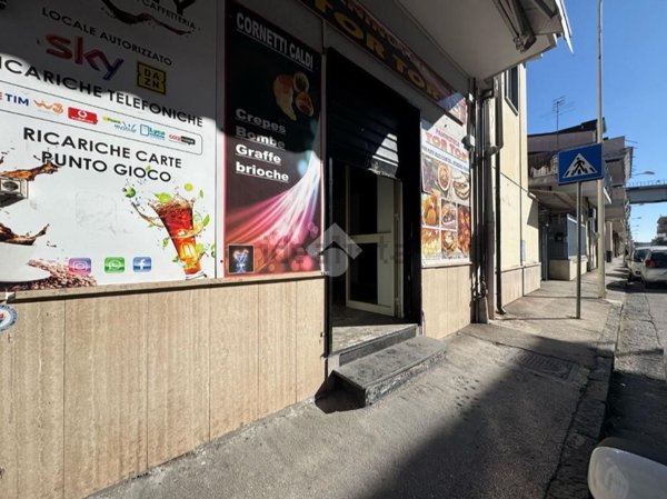 negozio in affitto a Frattamaggiore