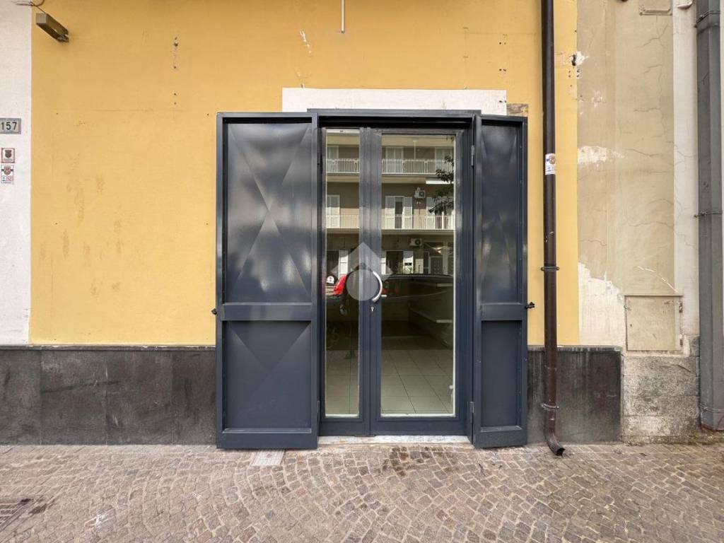 negozio in affitto a Frattamaggiore
