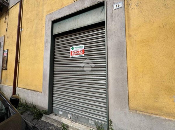 negozio in affitto a Frattamaggiore