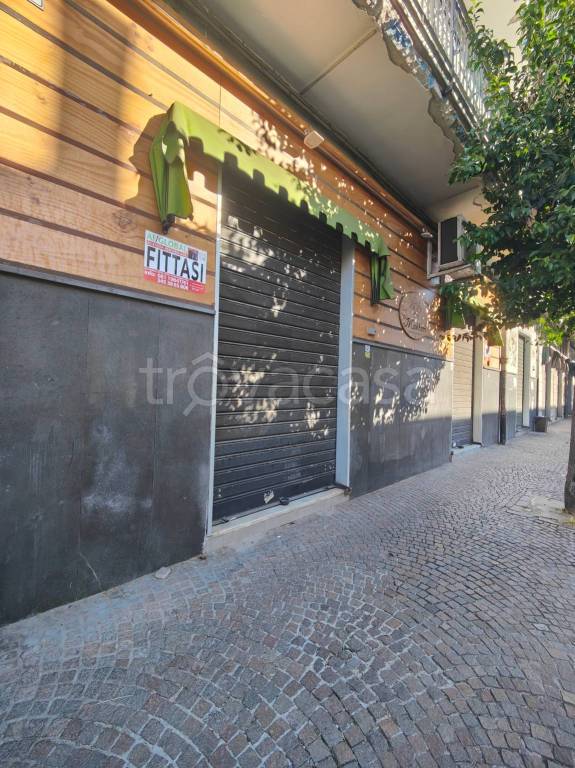 negozio in affitto a Frattamaggiore