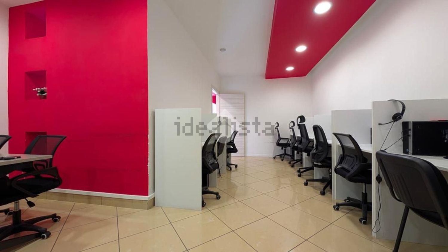 locale commerciale in affitto a Frattamaggiore