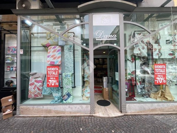 negozio in affitto a Frattamaggiore