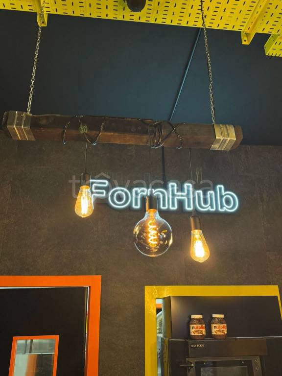 negozio in affitto a Frattamaggiore