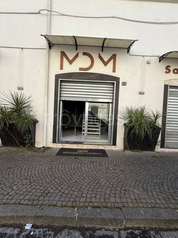 negozio in affitto a Frattamaggiore