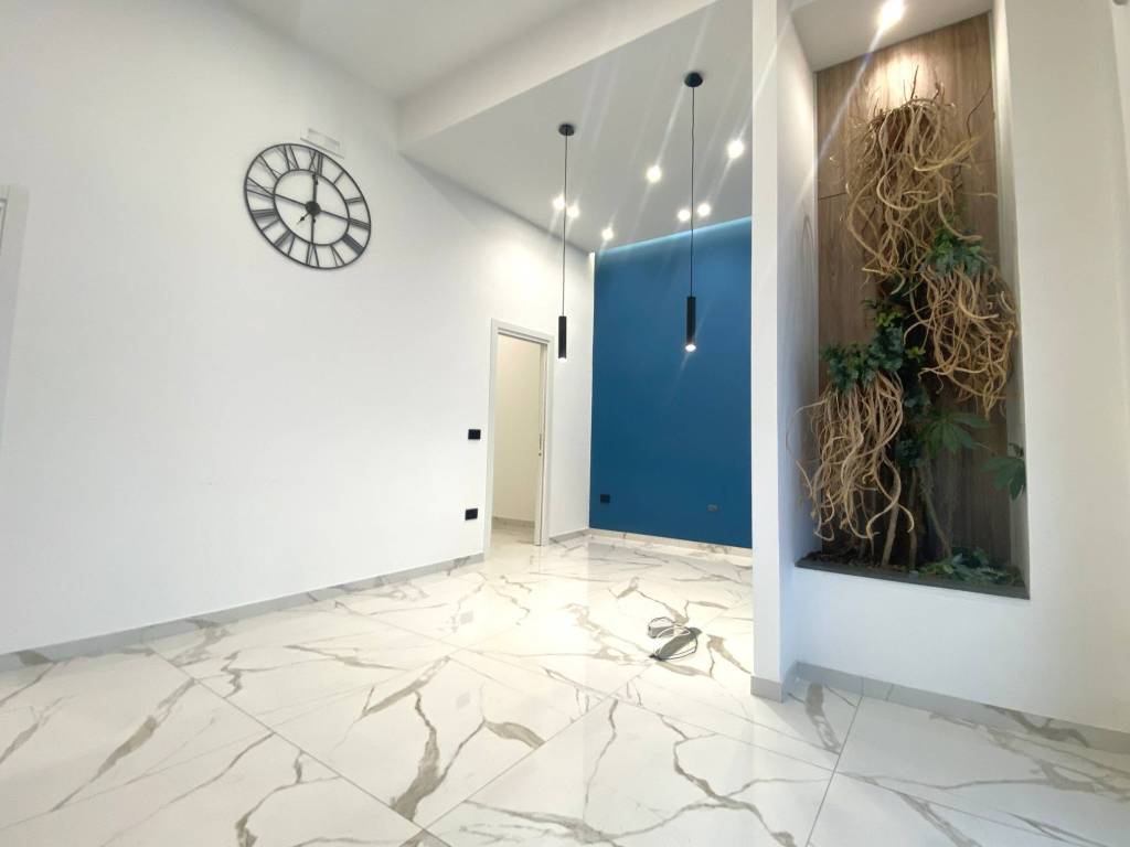 negozio in affitto a Frattamaggiore