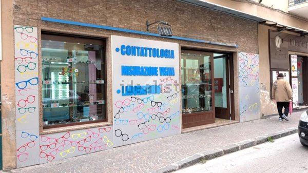 negozio in affitto a Frattamaggiore
