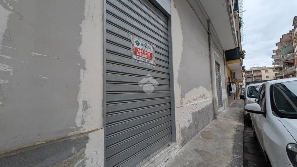 negozio in affitto a Frattamaggiore