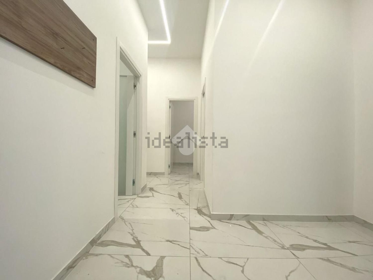 locale commerciale in affitto a Frattamaggiore