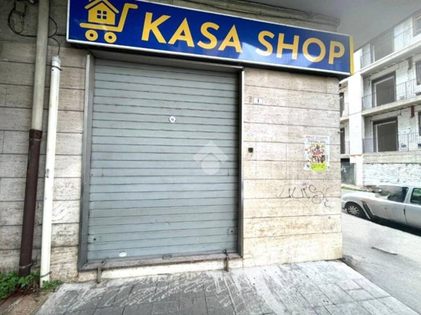 negozio in affitto a Frattamaggiore