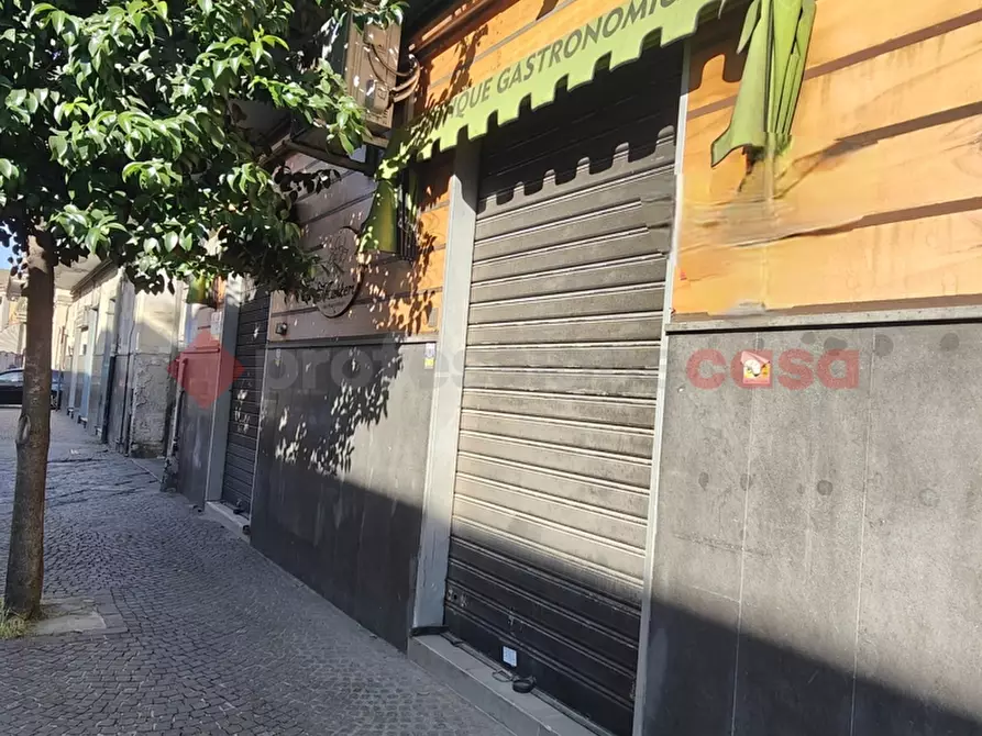 locale commerciale in affitto a Frattamaggiore