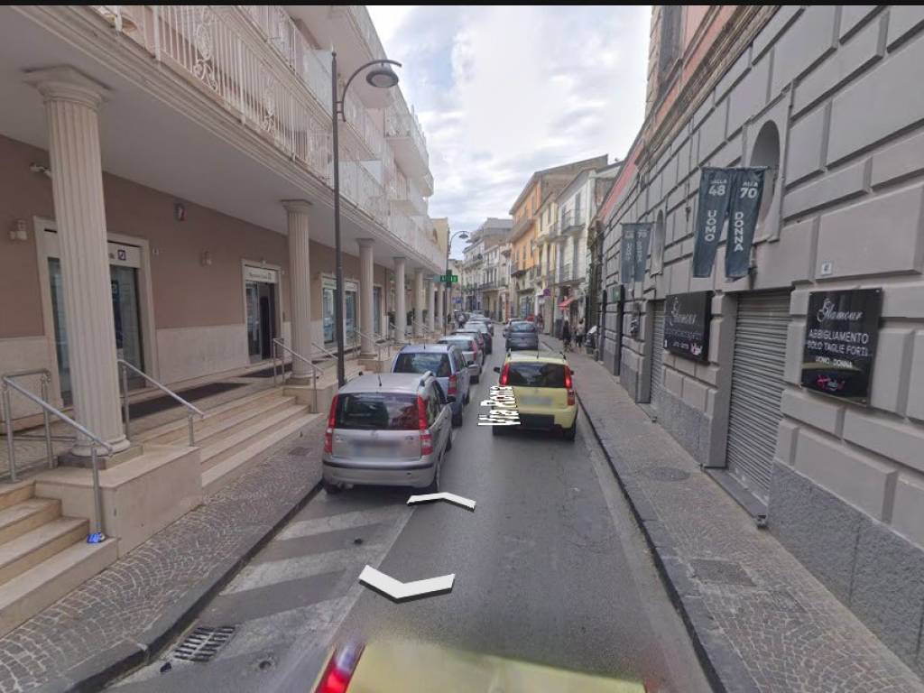 negozio in affitto a Frattamaggiore