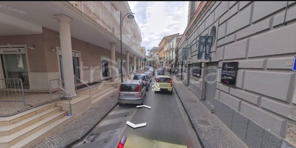 negozio in affitto a Frattamaggiore